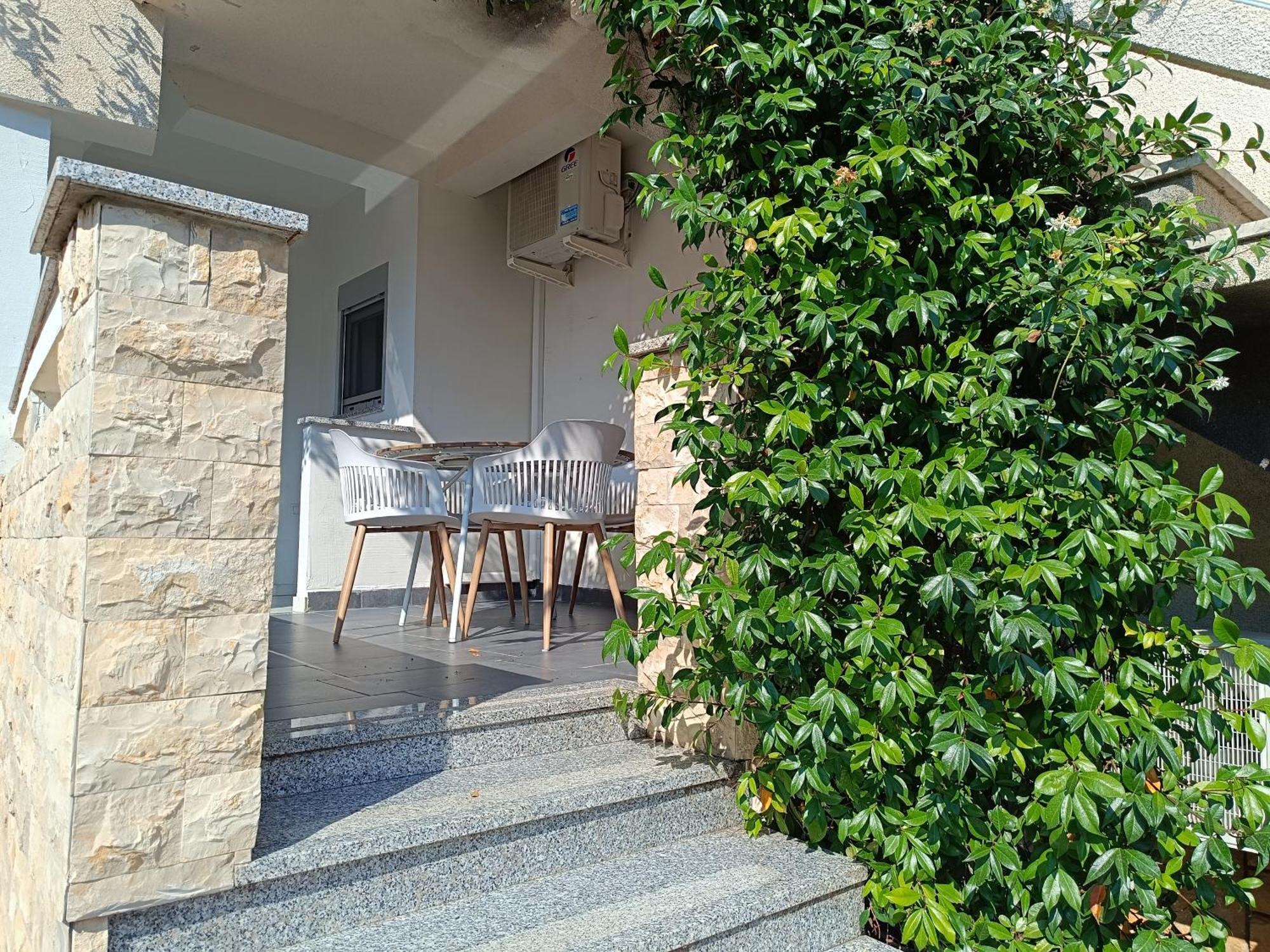 Apartmani Emilio Новаля Екстер'єр фото