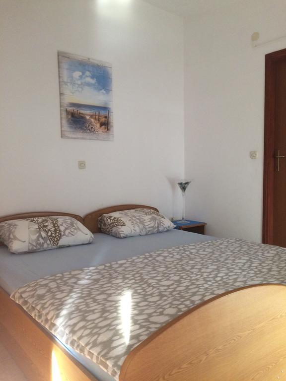 Apartmani Emilio Новаля Екстер'єр фото