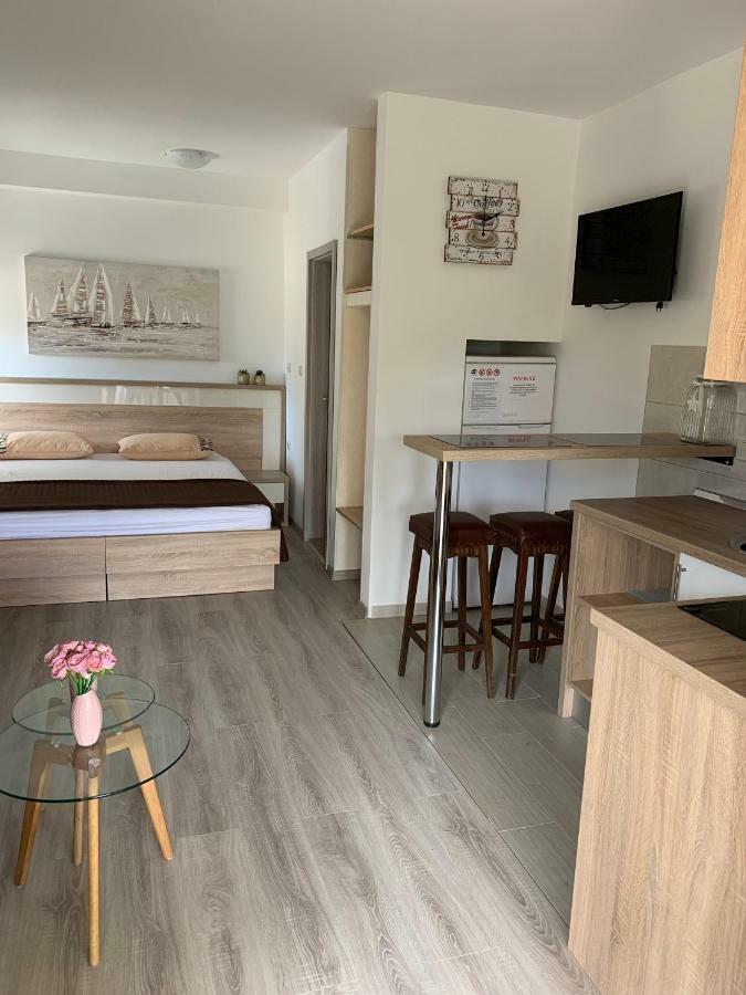 Apartmani Emilio Новаля Екстер'єр фото